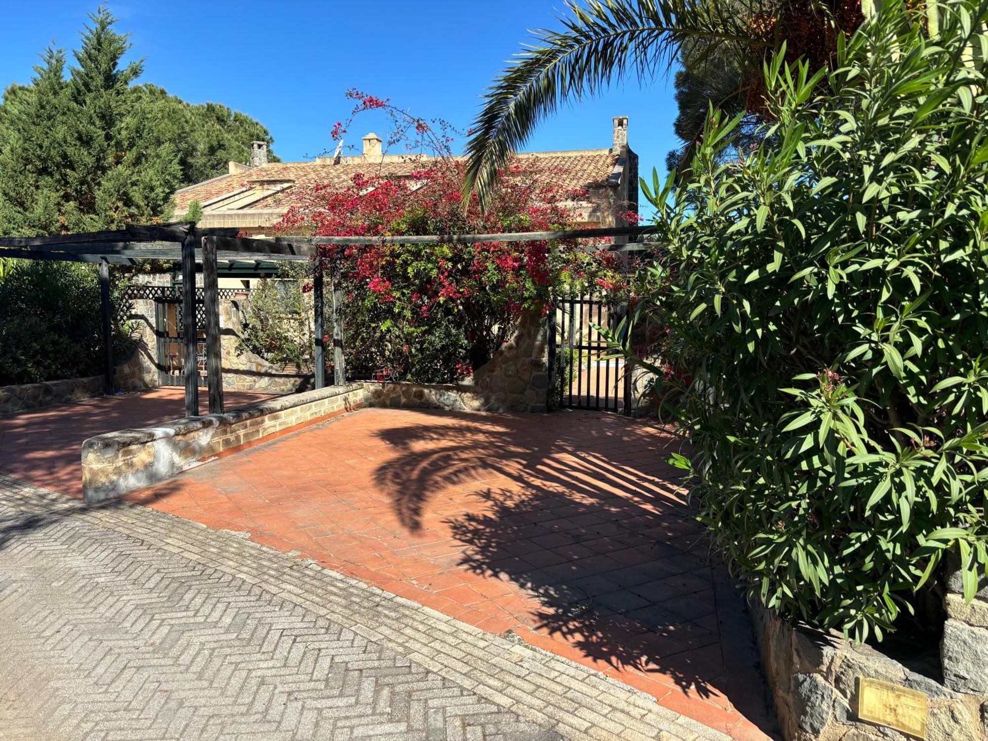 Villa Al Mare Baia Emiri Mazzaforno Cefalu Bagian luar foto